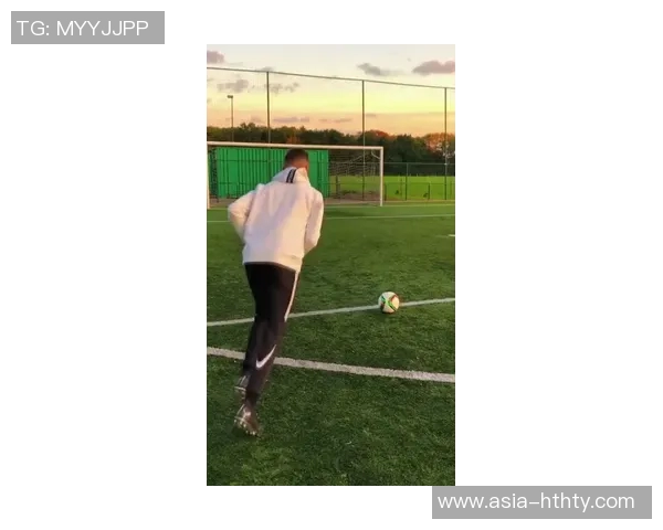 提升足球射门力量的技巧与训练方法全解析